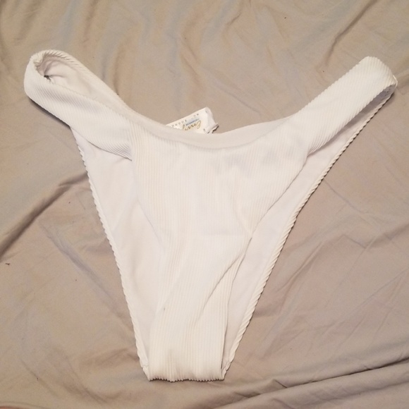 Catching Rays Bikini - Picture 4 of 4